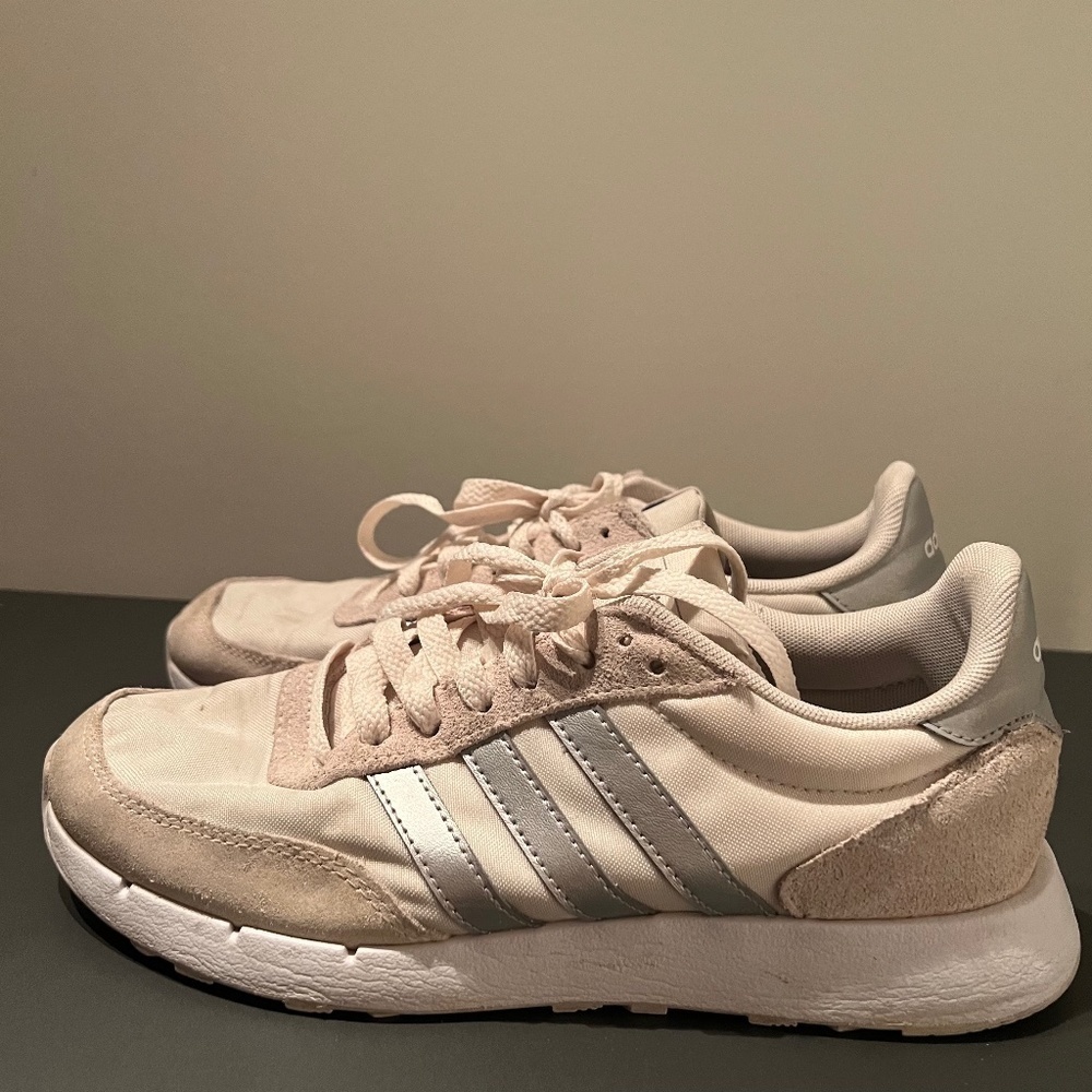 Adidas sneakers womens size 7 preloved